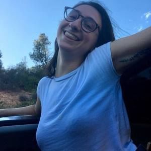 Meet your Posher, Dora